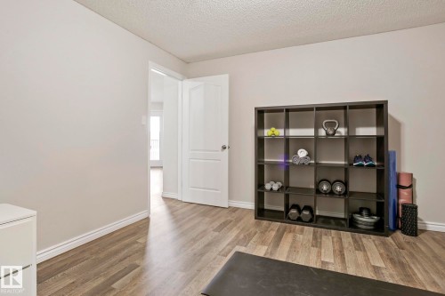 1123 9363 Simpson Drive, Edmonton, AB - Indoor