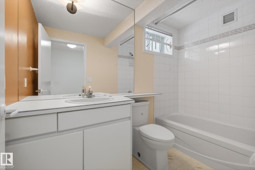 Basement Bathroom - 9115 77 Avenue, Edmonton, AB - Indoor Photo Showing Bathroom