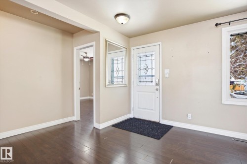 12308 134A Avenue, Edmonton, AB - Indoor Photo Showing Other Room