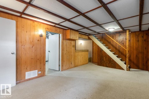 242 Primrose Gardens, Edmonton, AB - Indoor Photo Showing Other Room