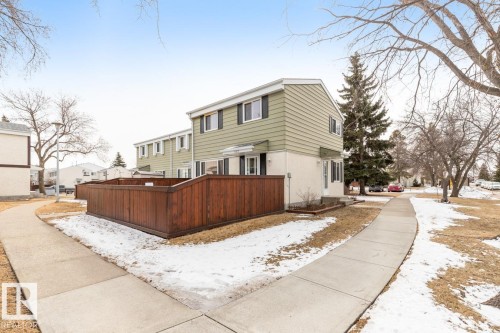 242 Primrose Gardens, Edmonton, AB - Outdoor
