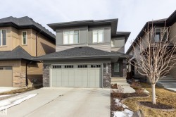 1367 AINSLIE Wynd  Edmonton, AB T6W 3E9