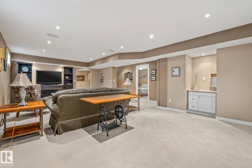 54 Harwood Drive, St. Albert, AB - Indoor Photo Showing Other Room