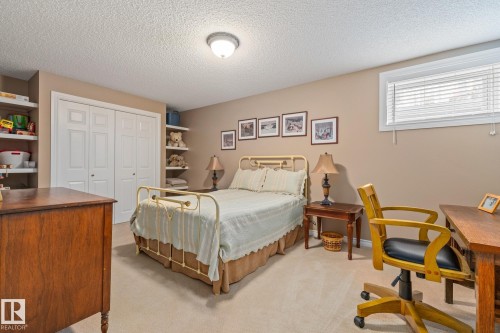 54 Harwood Drive, St. Albert, AB - Indoor Photo Showing Bedroom