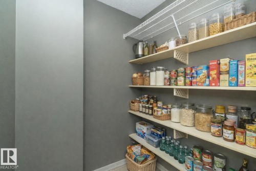 23 14620 26 Street, Edmonton, AB - Indoor