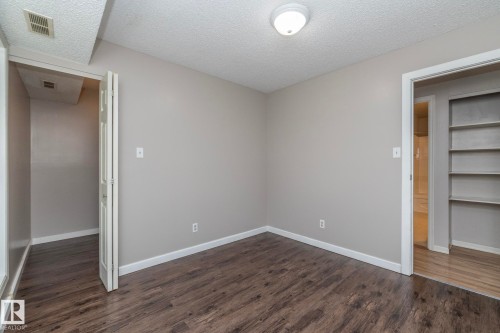 23 14620 26 Street, Edmonton, AB - Indoor Photo Showing Other Room