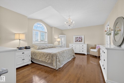 15712 135 Street, Edmonton, AB - Indoor Photo Showing Bedroom