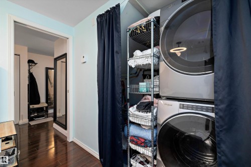 1810 10024 Jasper Avenue, Edmonton, AB - Indoor Photo Showing Laundry Room
