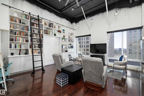 1810 10024 Jasper Avenue, Edmonton, AB - Indoor