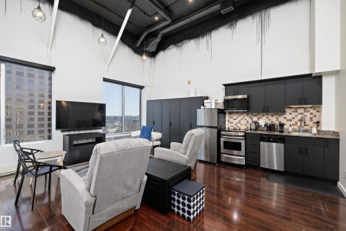 1810 10024 Jasper Avenue, Edmonton, AB - Indoor