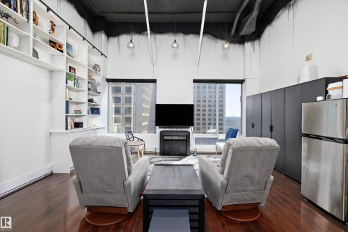 1810 10024 Jasper Avenue, Edmonton, AB - Indoor
