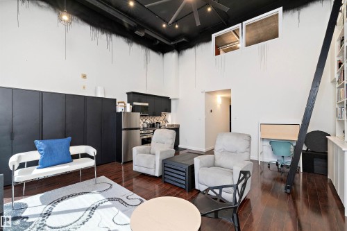 1810 10024 Jasper Avenue, Edmonton, AB - Indoor