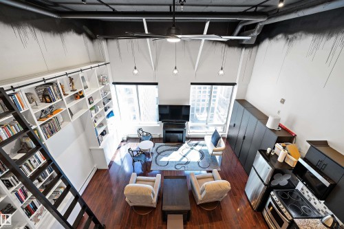1810 10024 Jasper Avenue, Edmonton, AB - Indoor