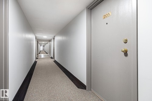 205 12841 65 Street, Edmonton, AB - Indoor Photo Showing Other Room