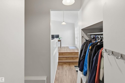 26 Longview Crescent, St. Albert, AB - Indoor