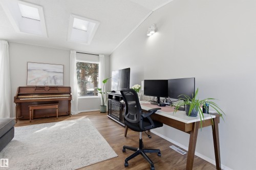 26 Longview Crescent, St. Albert, AB - Indoor Photo Showing Office