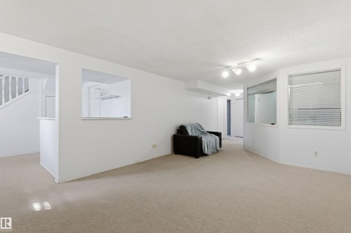 26 Longview Crescent, St. Albert, AB - Indoor Photo Showing Other Room