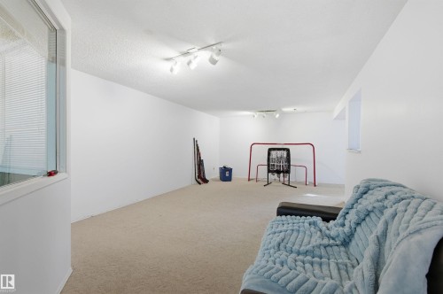 26 Longview Crescent, St. Albert, AB - Indoor Photo Showing Other Room