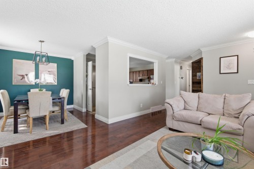 26 Longview Crescent, St. Albert, AB - Indoor Photo Showing Living Room
