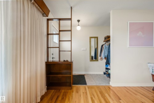 7811 148 Avenue, Edmonton, AB - Indoor Photo Showing Other Room