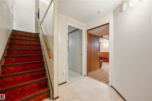7811 148 Avenue, Edmonton, AB - Indoor Photo Showing Other Room