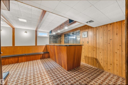 7811 148 Avenue, Edmonton, AB - Indoor