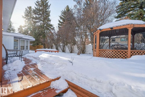 16 Laurier Place, Edmonton, AB - Outdoor