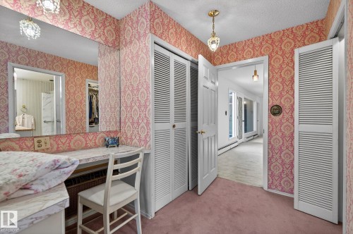16 Laurier Place, Edmonton, AB - Indoor Photo Showing Bathroom