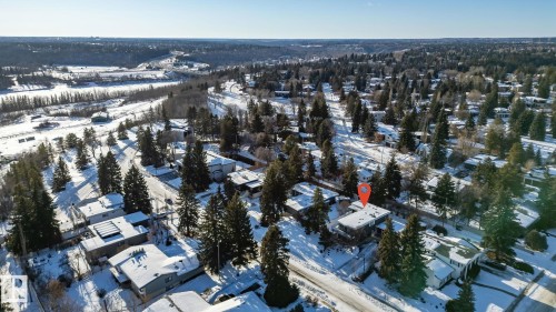 16 Laurier Place, Edmonton, AB - Outdoor With View