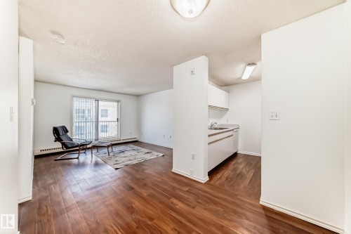 320 9620 174 Street, Edmonton, AB - Indoor