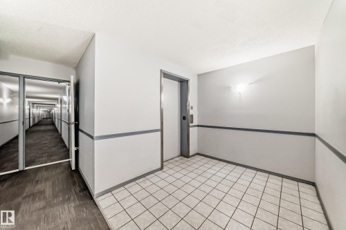 320 9620 174 Street, Edmonton, AB - Indoor