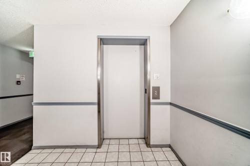 320 9620 174 Street, Edmonton, AB - Indoor