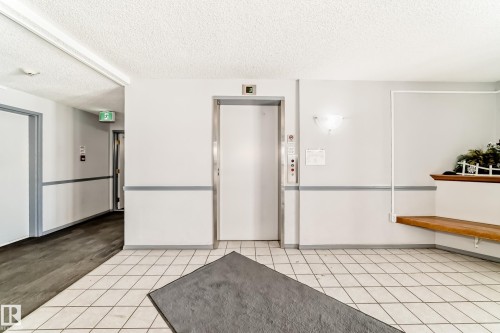 320 9620 174 Street, Edmonton, AB - Indoor