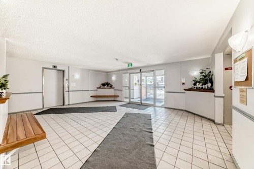 320 9620 174 Street, Edmonton, AB - Indoor Photo Showing Other Room