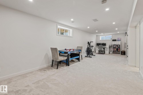 1133 35A Avenue, Edmonton, AB - Indoor