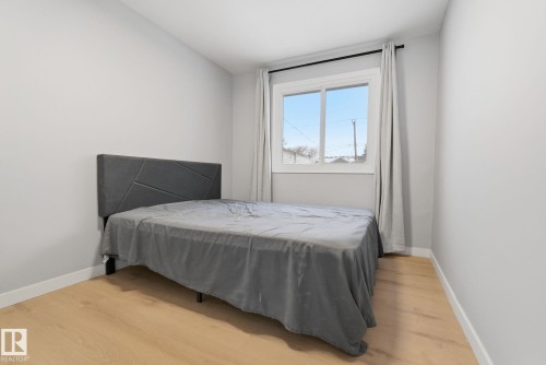 10226 154 Street, Edmonton, AB - Indoor Photo Showing Bedroom