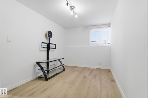 10226 154 Street, Edmonton, AB - Indoor Photo Showing Other Room