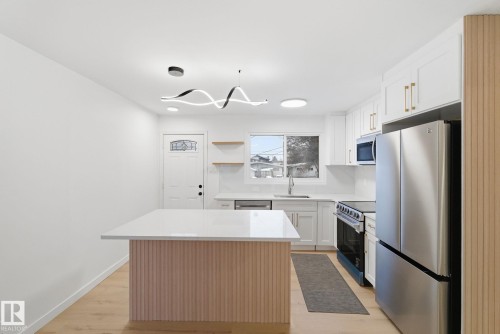 10226 154 Street, Edmonton, AB - Indoor Photo Showing Kitchen