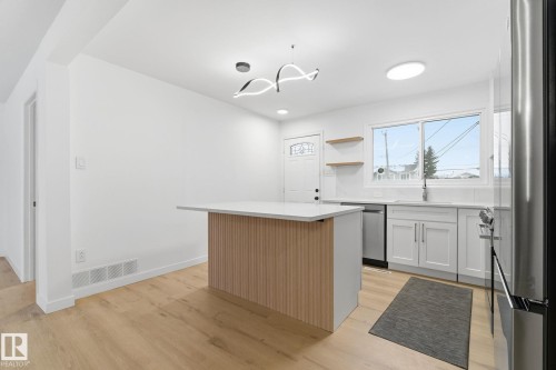 10226 154 Street, Edmonton, AB - Indoor Photo Showing Kitchen
