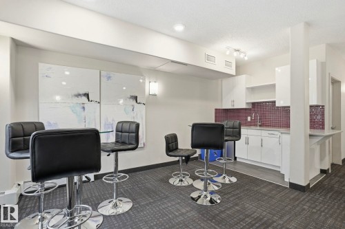 303 320 Ambleside Link Drive, Edmonton, AB - Indoor