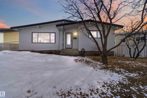 15007 59A Street  Edmonton, AB T5A 1Z1