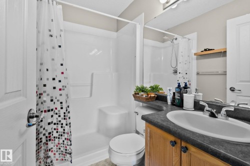 46 13825 155 Avenue, Edmonton, AB - Indoor Photo Showing Bathroom