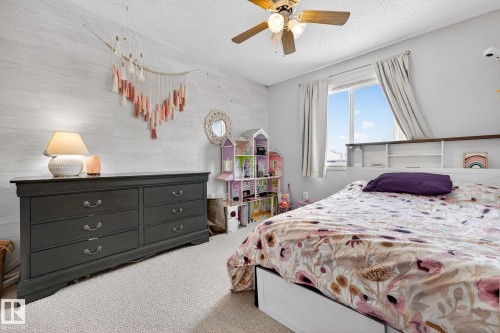 112 Windrose Drive, Leduc, AB - Indoor Photo Showing Bedroom