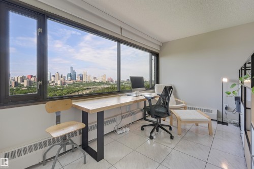 602 9929 Saskatchewan Drive, Edmonton, AB - Indoor Photo Showing Other Room