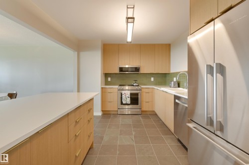 602 9929 Saskatchewan Drive, Edmonton, AB - Indoor Photo Showing Kitchen With Stainless Steel Kitchen