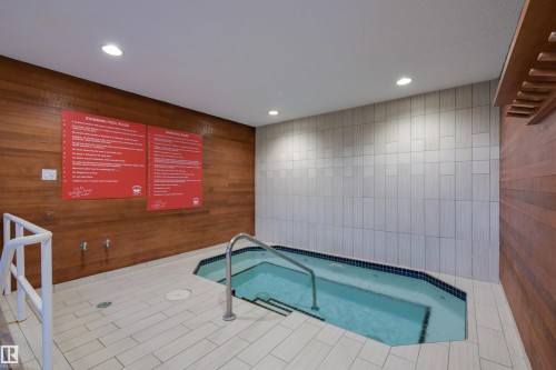 602 9929 Saskatchewan Drive, Edmonton, AB - Indoor Photo Showing Other Room