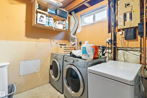 3320 48 Street, Edmonton, AB - Indoor Photo Showing Laundry Room