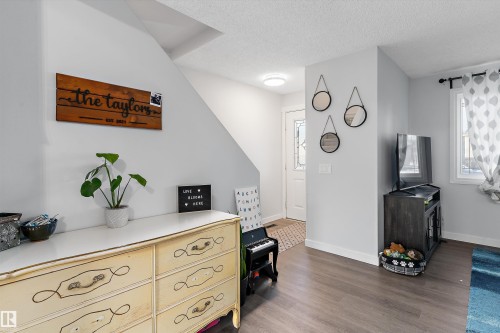 3320 48 Street, Edmonton, AB - Indoor Photo Showing Other Room