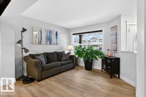 24 Hickory Trail, Spruce Grove, AB - Indoor Photo Showing Living Room