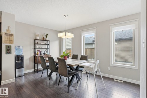 3057 Keswick Way, Edmonton, AB - Indoor Photo Showing Dining Room